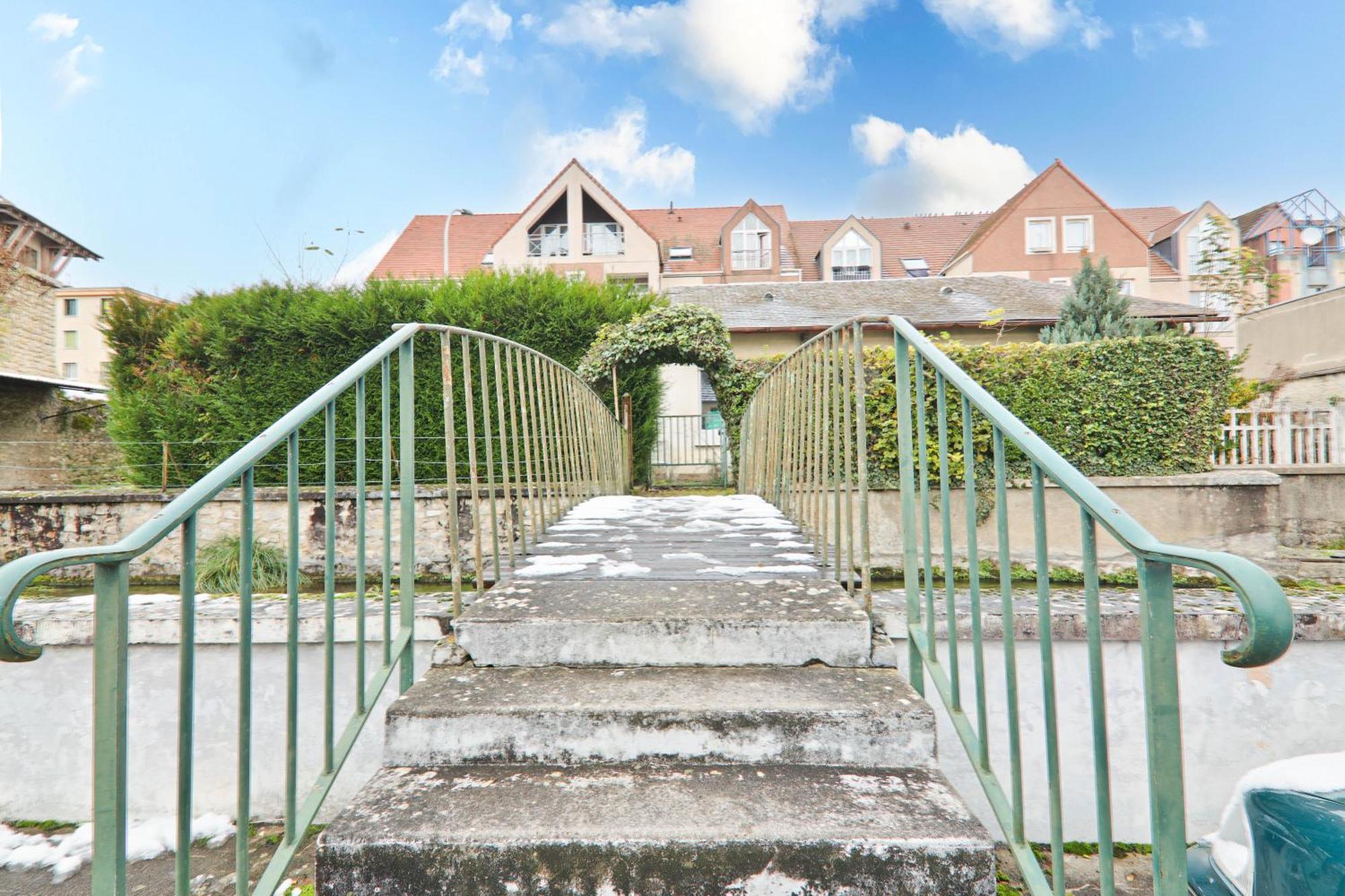 Studio Chaleureux A Etampes, France Luaran gambar