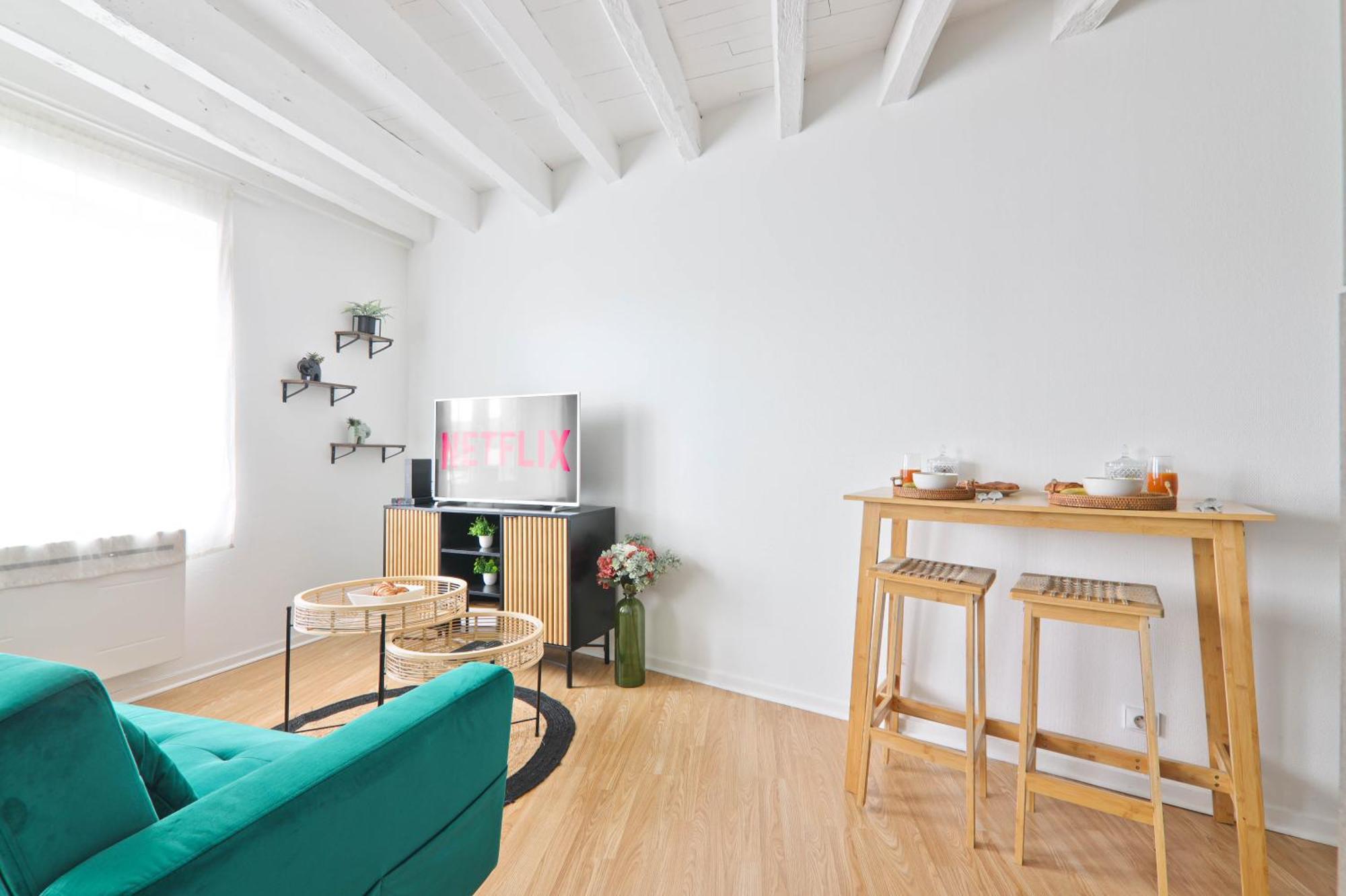 Studio Chaleureux A Etampes, France Luaran gambar